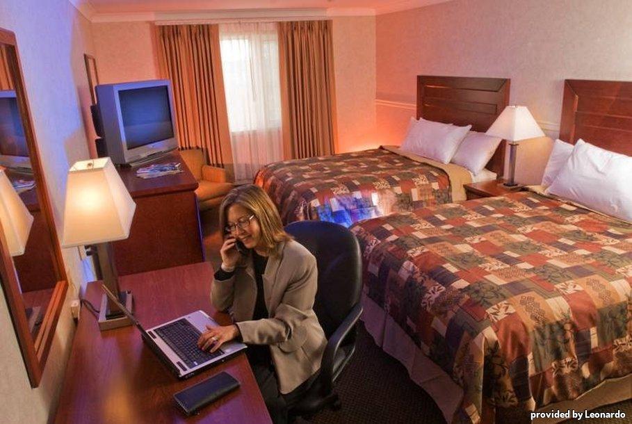 Best Western Gold Rush Inn Whitehorse Room photo